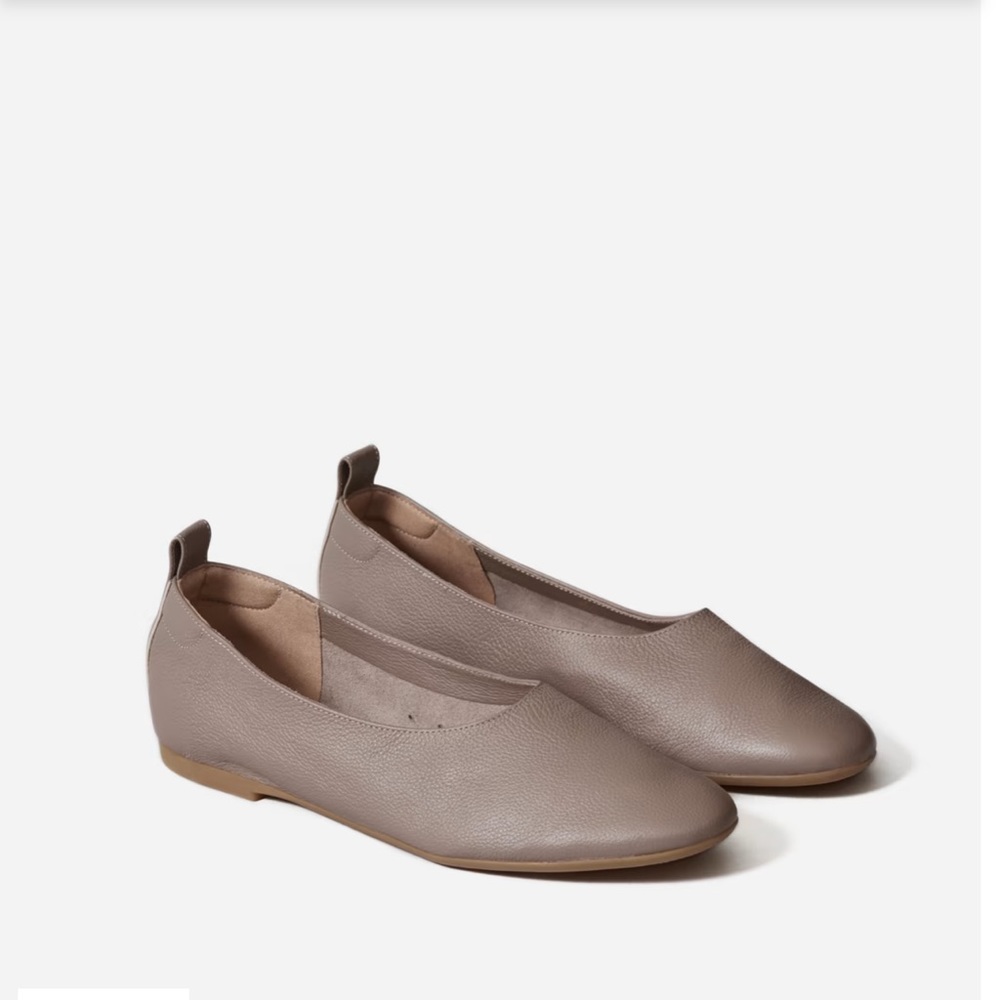 Everlane The Italian Leather Day Glove; Mocha; Size 9; like new.